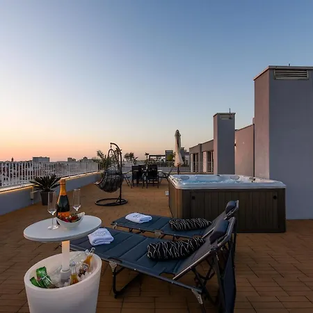 Apartment Sunset Penthouse With Spectacular View And Jacuzzi *
