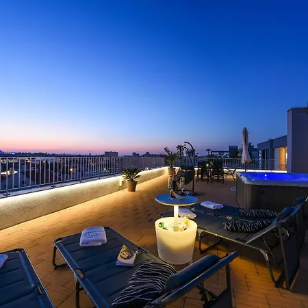 Appartement Sunset Penthouse With Spectacular View And Jacuzzi *