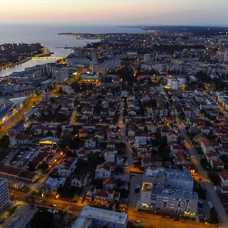 Appartement Sunset Penthouse With Spectacular View And Jacuzzi Zadar